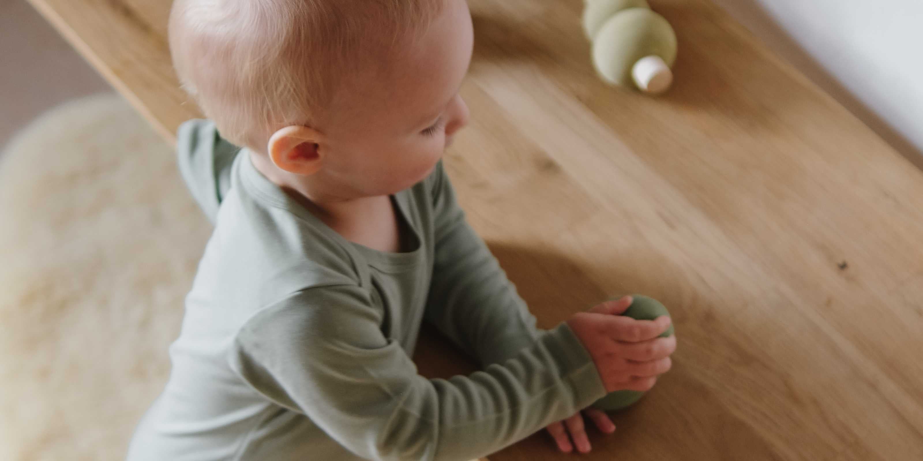 NEUE MASSSTÄBE FÜR NACHHALTIGE BABYKLEIDUNG