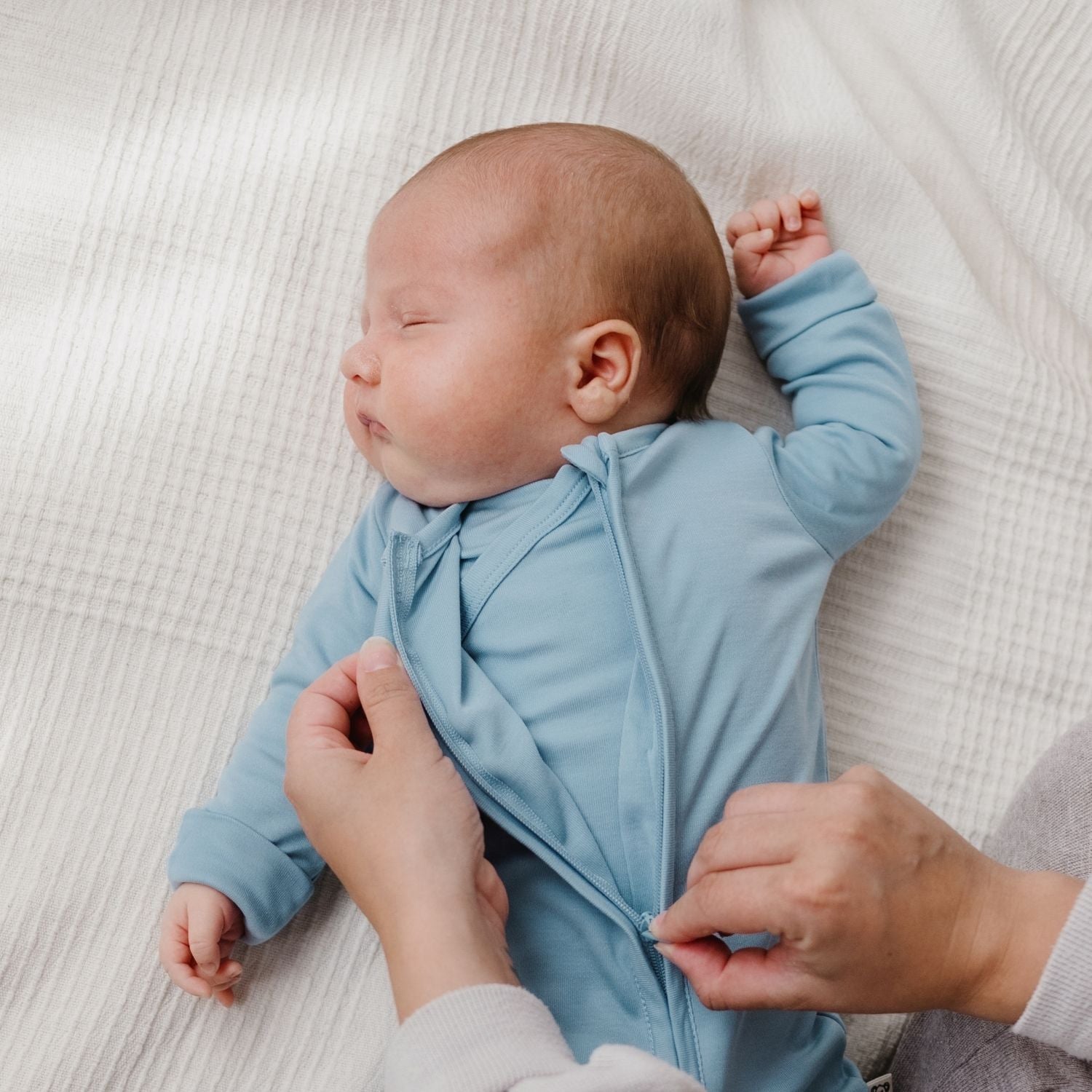 BABY SCHLAFANZUG